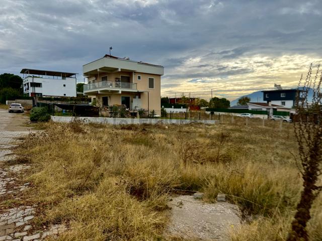 Gülbahçe Mahallesi Satılık Villa İmarlı Köşe Parsel Arsa 1