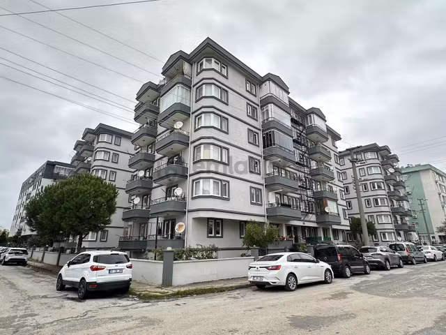 Troya Caddesine Çok Yakın Site İçinde 3+1 Kiralık Daire 1
