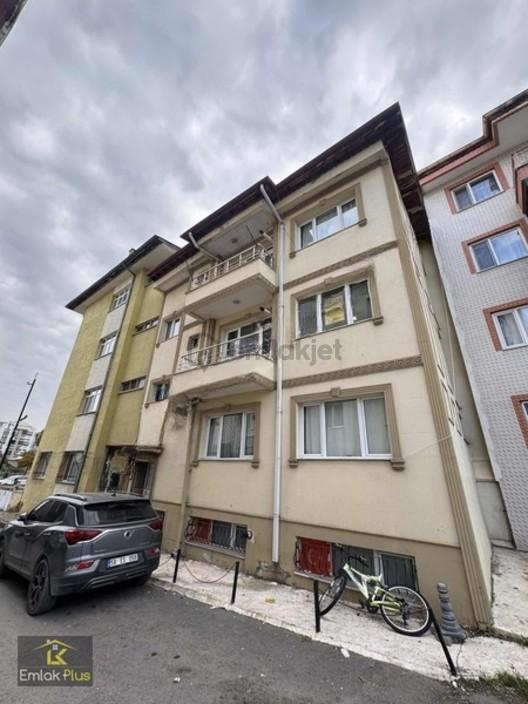 Emlak Plus'tan Çar İçi Kiralık Daire 1