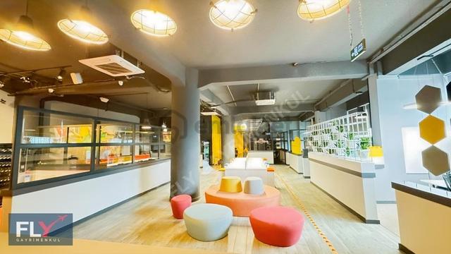 Merkezi Konumda 700 M2 Çok Amaçlı Kiralık İş Yeri 1