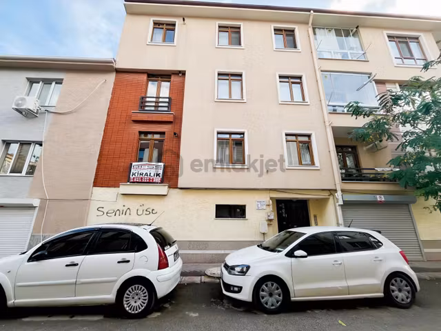 Bess'den Güllük Mah. Şehir Merkezi Yakını Kiralık 1+1 Daire 1