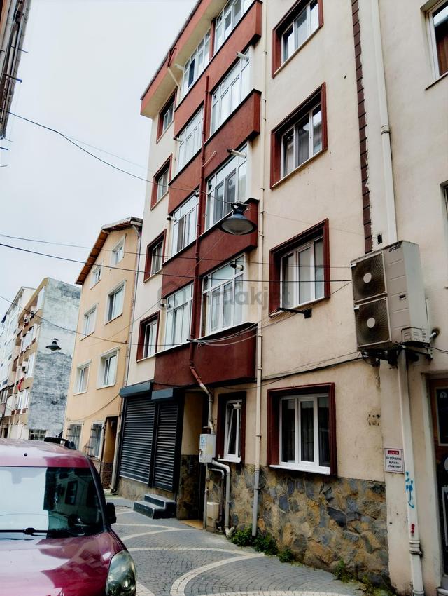 Silivri Merkezde Yeni Binada Satılık 2+1 Arakat Daire 1