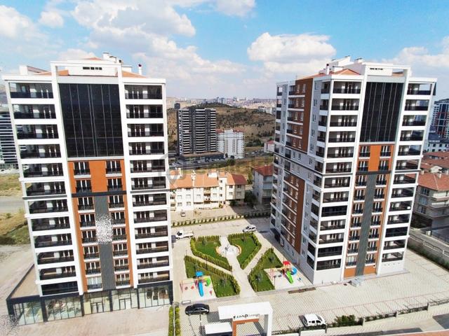 4+1 8.kat 2 Bloklu Site İçerisinde Yerden Isıtmalı Lüks Yapı 1