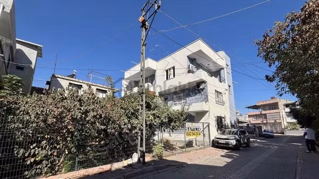Kıyı Boyuna 300 M Bahçeli 3 Katlı Müstakil Bina 1
