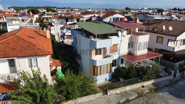 Özgünden Öğretmenler De Merkezi Yerde Garajlı Müstakil Villa 1