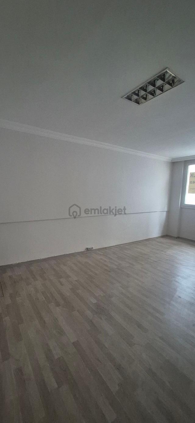 Bornova 4+1 Kiralık Daire 4