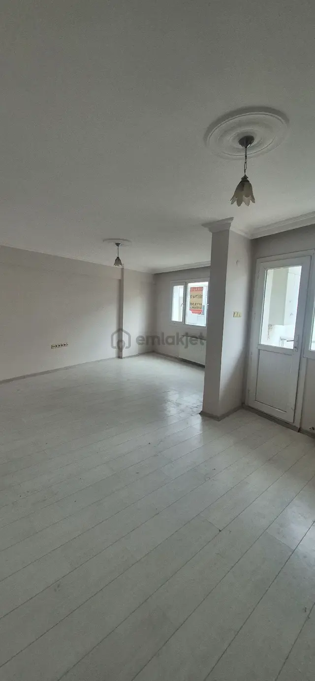 Bornova 4+1 Kiralık Daire 2