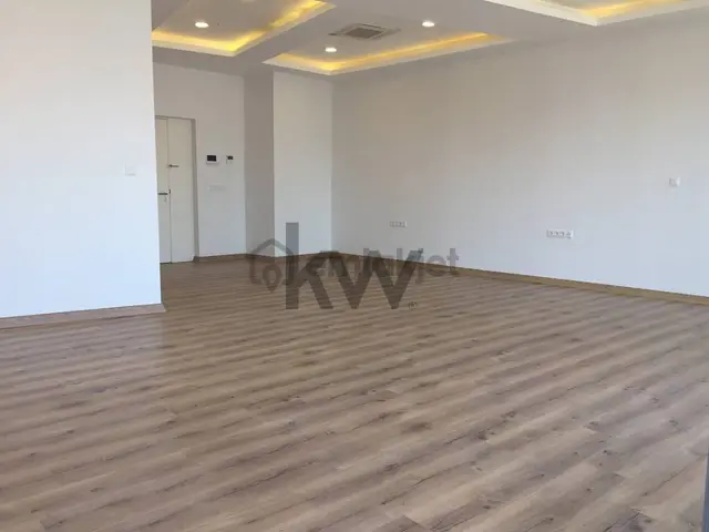 Ege Perla Kiralama Ofisi'nden Bayraklıda Kiralık Ofis 4