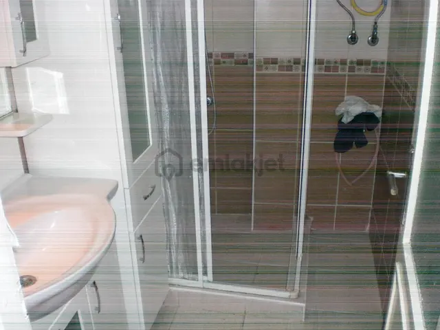 Yenibosna Yıldırım Beyazıt Cad Kiralık 2+1 100.m2 Daire 4