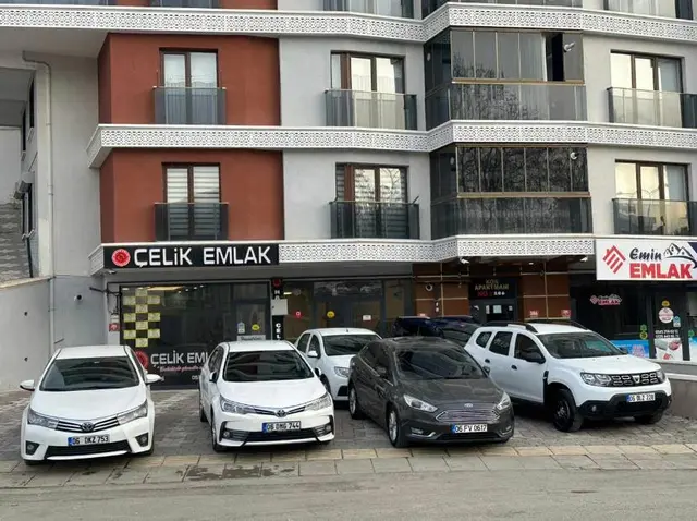 Çelik Emlak Ofisi