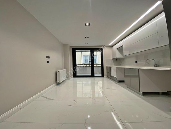 Bahçeşehir Lokasyonunun En Prestijli Lüx Tasarımlı Yeni Daireleri