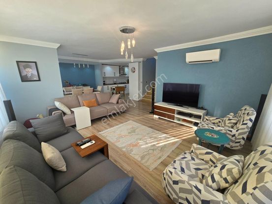 Marmaris Beldibi'de, Havuzlu, Bahçeli, 4+1, Bakımlı Villa