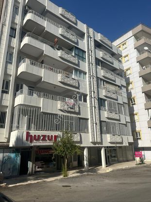 Esentepe Mahallesinde Ara Kat Satlık Daire