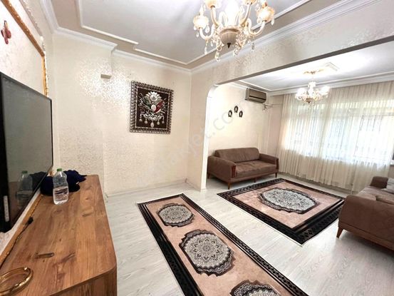 Sefaköy Merkezde 2+1 100m2 Masrafsız Halkalı Cd Yakın Satılık