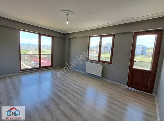 Duhan Emlak'tan Koru Artan Sitesinde Harika Manzaralı 2+1 Arakat