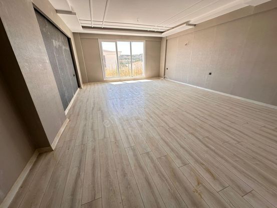 Şehir Merkezi'nde Satılık 5+2 Dubleks Villa