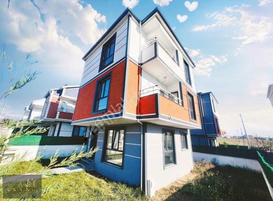 ꧁▇leyalgroup▇꧂merkezi Konum Geniş Bahçeli Müstakil Deniz.manz