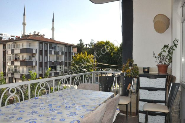 Topçuoğlu Cami Karşısı + Ara Kat + Bireysel Kapalı Garaj