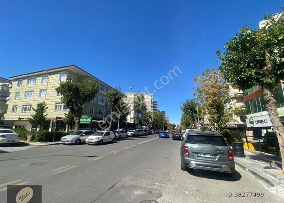 Emek'te İşlek Caddede Devren Kiralık İş Yeri