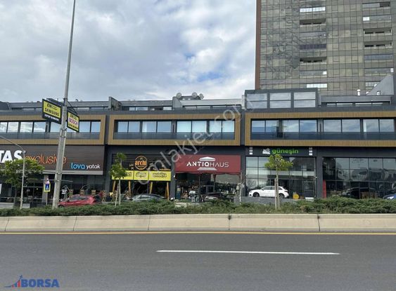 Beytepe Ametist De Kanuni Sultan Süleyman Blv Cadde Üstü Dükkan