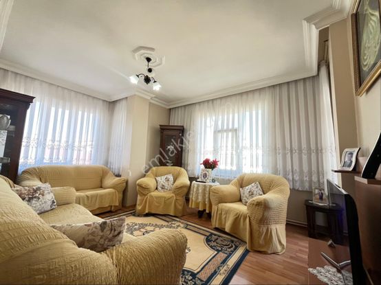 İmren Gayrimenkulden Satılık Fevziçakmak Mh. 2+1 Arakat Merkezi Konumda