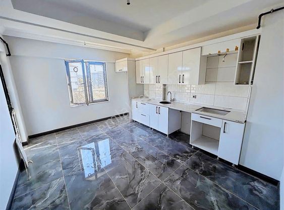 Yeni Hast Civarı 2+0