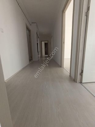 Sahibinden Adnan Özejder Caddesinde Sahibinden Temiz Kullanılmış 3+1 Ev