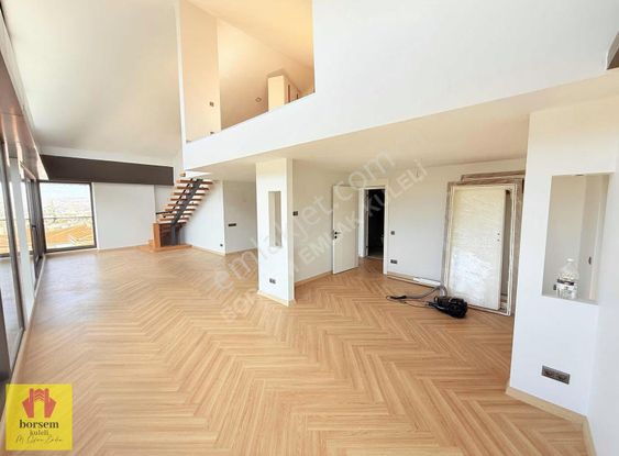 Çankaya Gop Nenehatunda 4+1 Asansörlü Galeri Dubleks Ofis İşyeri