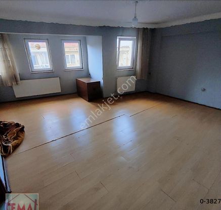 Cemal Emlak Bursa Yıldırım İncirli Cd 3+1 Çift Cephe 2 Balkon M