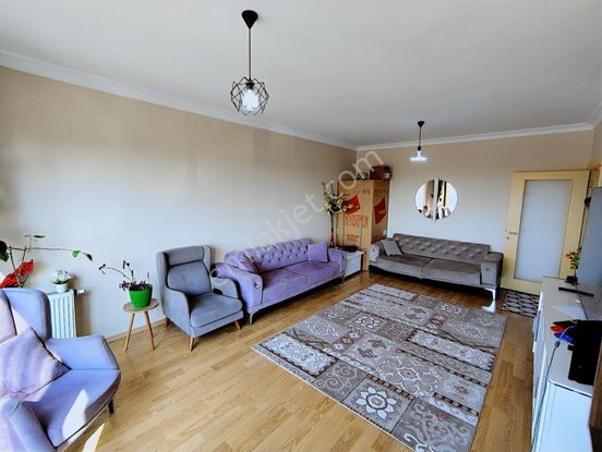 Gebze Emlak Konutları 2. Etap Ta Mutfağı Yenilenmiş 3+1 Daire