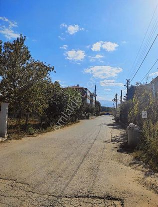 Nur Emlaktan Ömercikler Mh 2+0 71 M2 Kombili Bakımlı Daire Acele