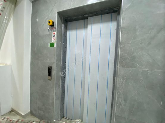 Ateş Emlak’tan Yerden Isıtma Ful Seramik 1+1 Satılık Daire