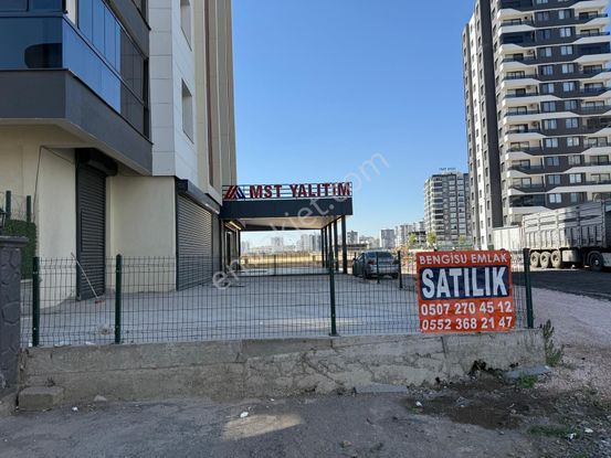 Elazığ Caddesi Üzeri Karakoç Site Girişi Satılık Dükkan