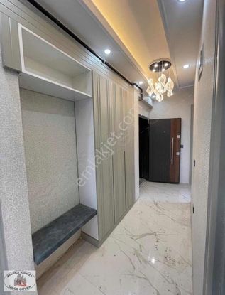 Acil Satılık 2+1 Sıfır Ultralüx Merkezde Daire