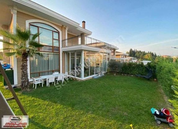 Atlas'tan Bahçecik Villa Hirazen Sitesinde Satılık Müstakil 5+1