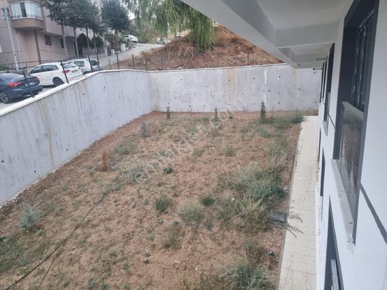 Osman Temiz Mahallesinde Oturuma Hazır 1+1 Geniş Daire