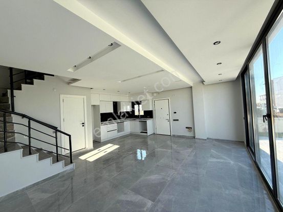 Didim'de Satılık 3+1 Deniz Manzaralı Villa