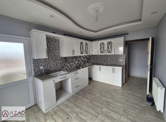 Azad-eyup Sultan Mahallesınde Satılık 3+1 140 M² Daıre