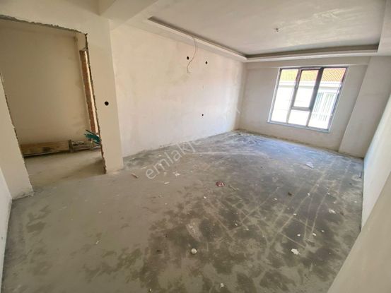 Gültepe Mh Gözde Konum Arakat Asansör Ebyn Banyo 103m² 2+1 Bk-21