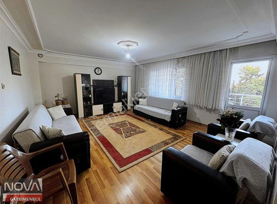 Nova Gayrimenkul'den Cadde Üzerinde 3+1 155m Önü Açık Arakat ..