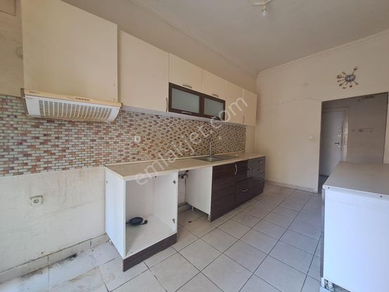 Karınca'dan Cumhuriyet Mh'de Bağımsız Mutfak 2+1 Satılık Daire!!