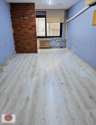 Kadıköy Altıyolda 30 M2 Pasaj İç Mükemmel Dükkan
