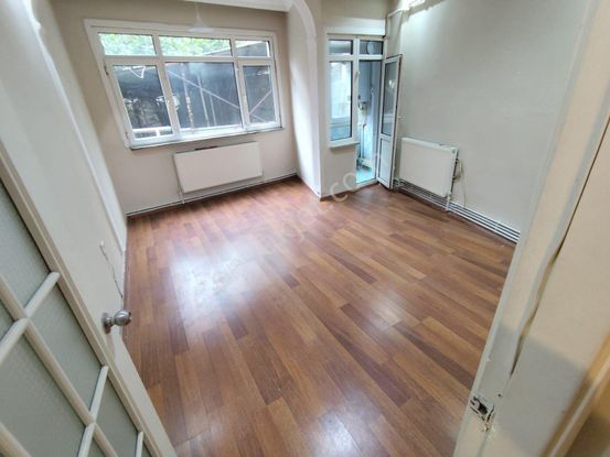 Kocamustafapaşa Silivrikapi Ana Cadde 2+1 Girişkat Kiralık Daire