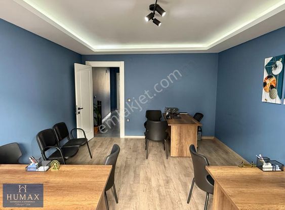 Humax...merkezi Konumda İş Merkezinde 70m2 Satılık Ofis