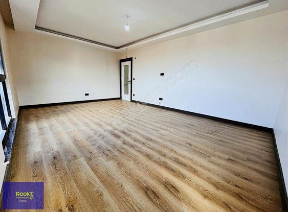 Rookz Doruk'dan Sultanbeyli Necip Fazıl'da 6+1 Teraslı Dubleks!!