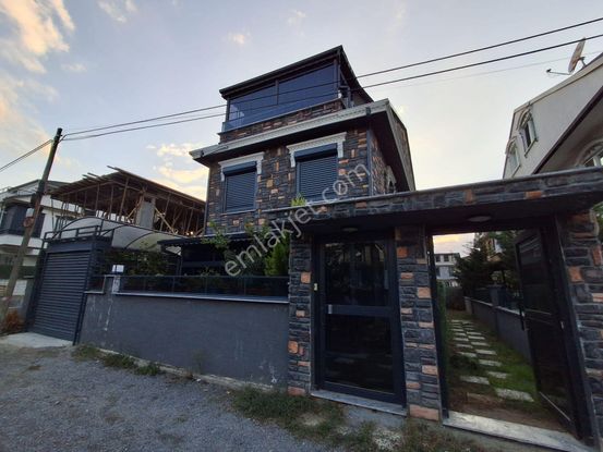 Sakarya Kocaali’de Denize Yakın Lüks Villa Fırsatı