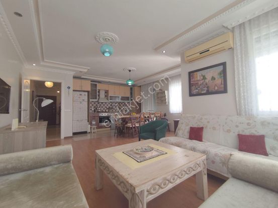 Konyaaltında Kiralık Eşyalı 2+1 Daire | Ebeveyn Banyo & Havuzlu