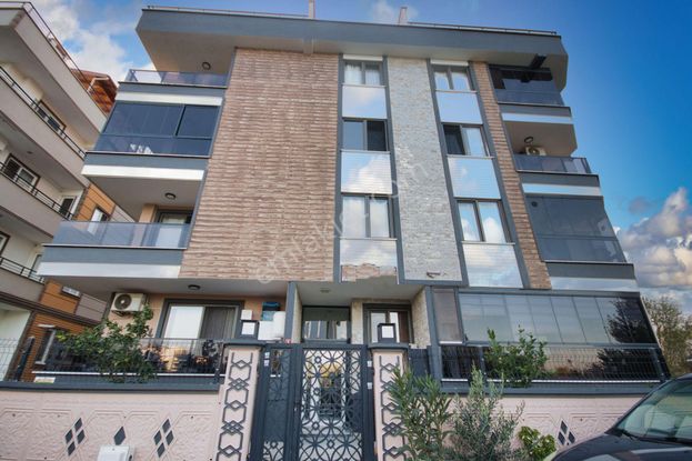 🛑🛑aktif'ten Akçay'da Konforu Arayanlara Satılık Çift Teraslı Asansörlü 3+1 Geniş Kullanım Dublex