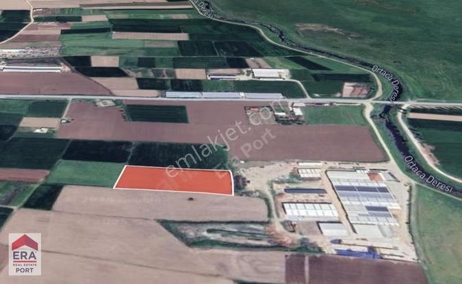 Era Port Güvencesiyle Yakupköy'de Satılık 6452 Metrekare Tarla