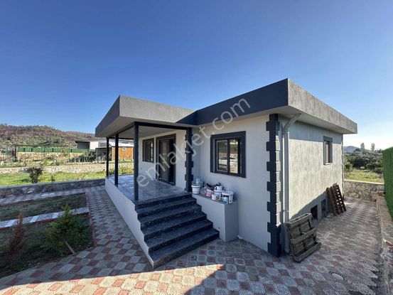 Seferihisar Kavaklıdere De Satılık 300m2 2+1 Müstakil Yazlık